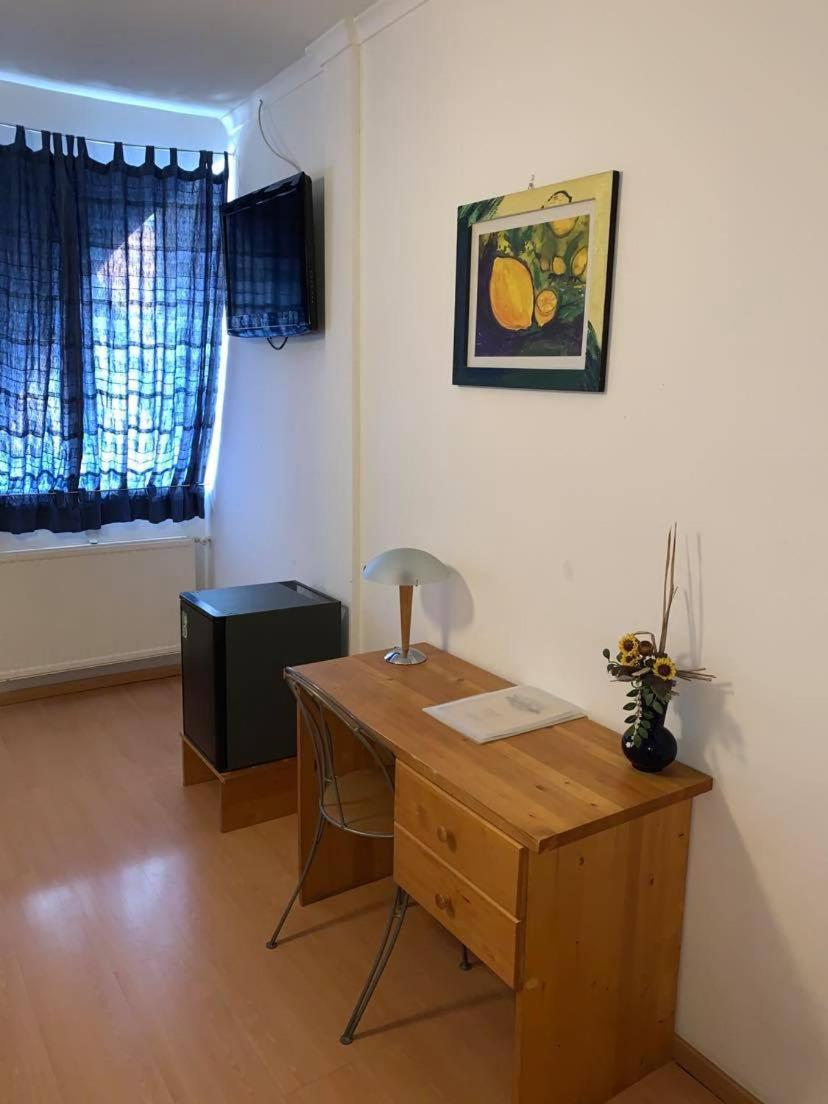 Hotel Zodiaco Szekszárd Cameră foto